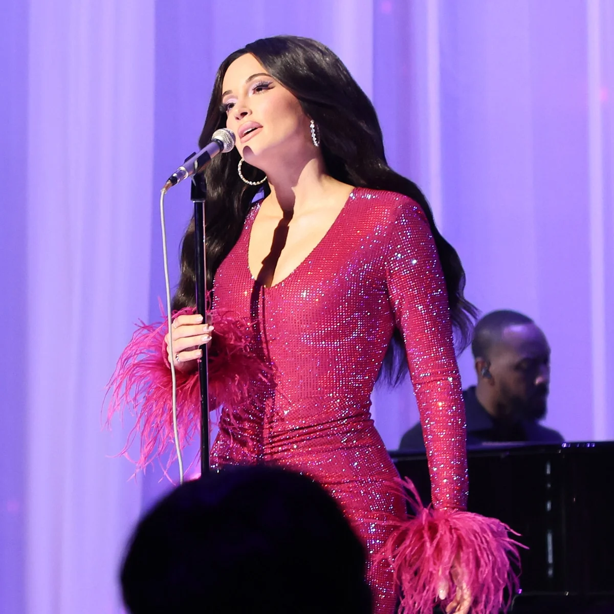 Kacey Musgraves Honors Dolly Parton with Heartfelt Tribute at the 2026 VMAs